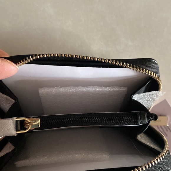Kate Spade Wallet - Picture 3 of 5